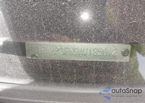 2010 Ford Focus Se z USA, uszkodzony, nr VIN 1FAHP3FN9AW185012